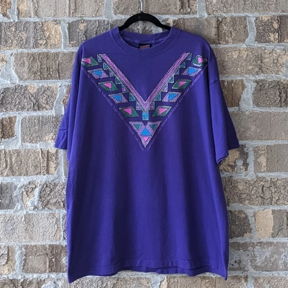 Vintage 90s Southwestern Chevron Las Vegas Short Sleeve T-Shirt Single Stitch